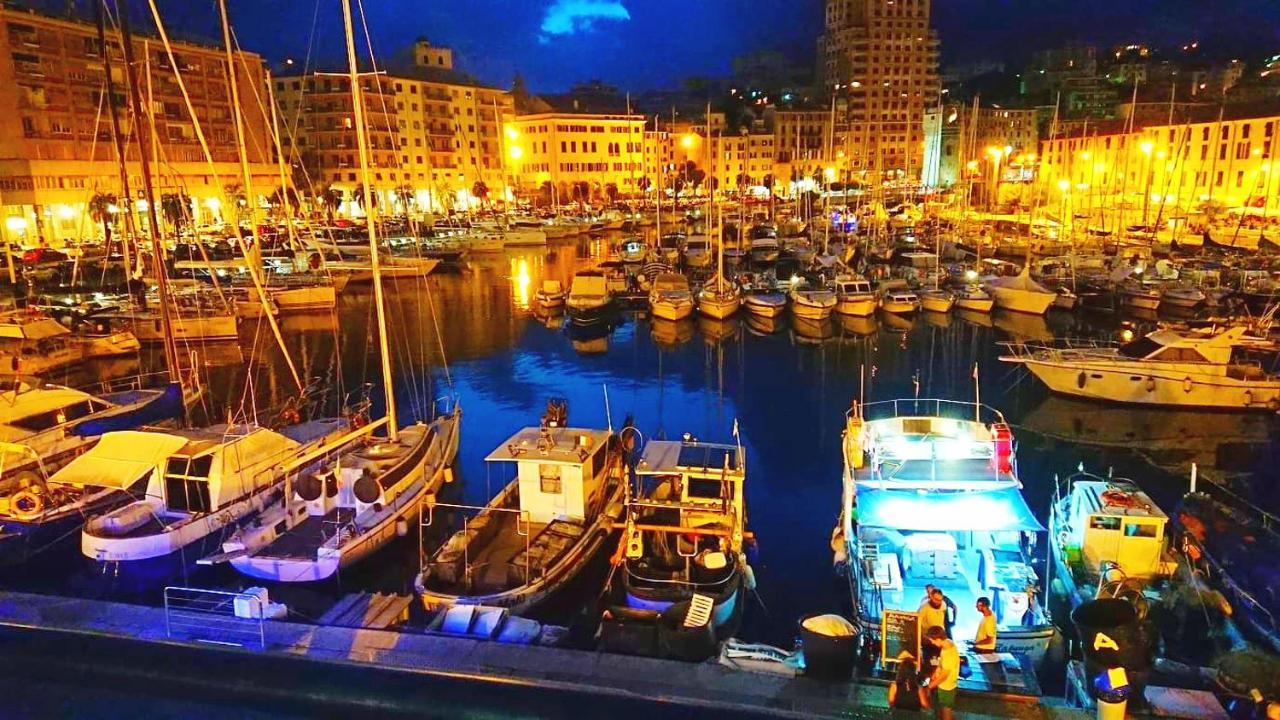Holiday House سافونا المظهر الخارجي الصورة
